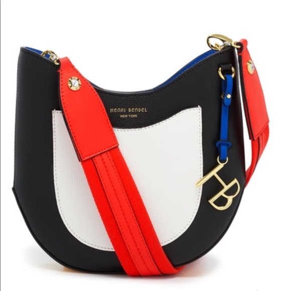 henri bendel Handbags - Henri Bendel Crossbody
